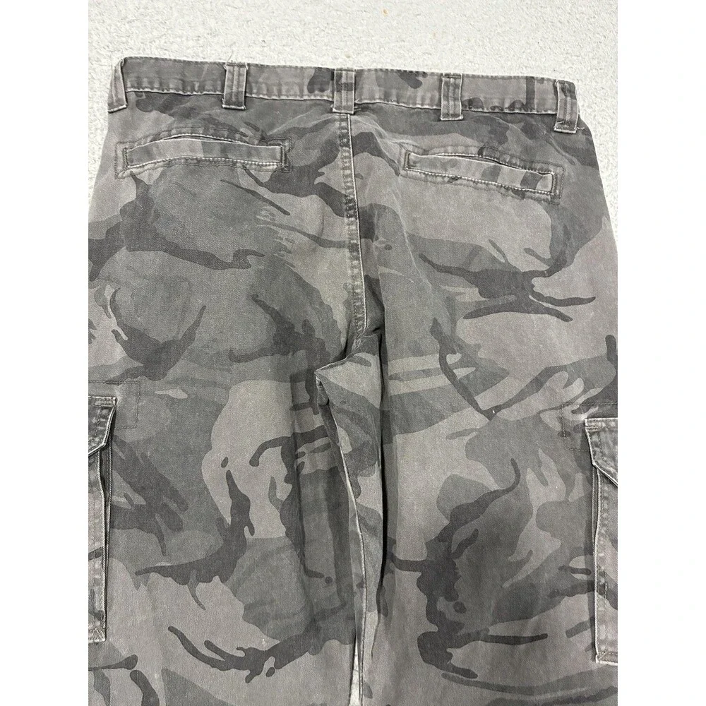 Wrangler Pants Mens 36x30 Gray Camo Cargo Utility Relaxed Fit Workwear